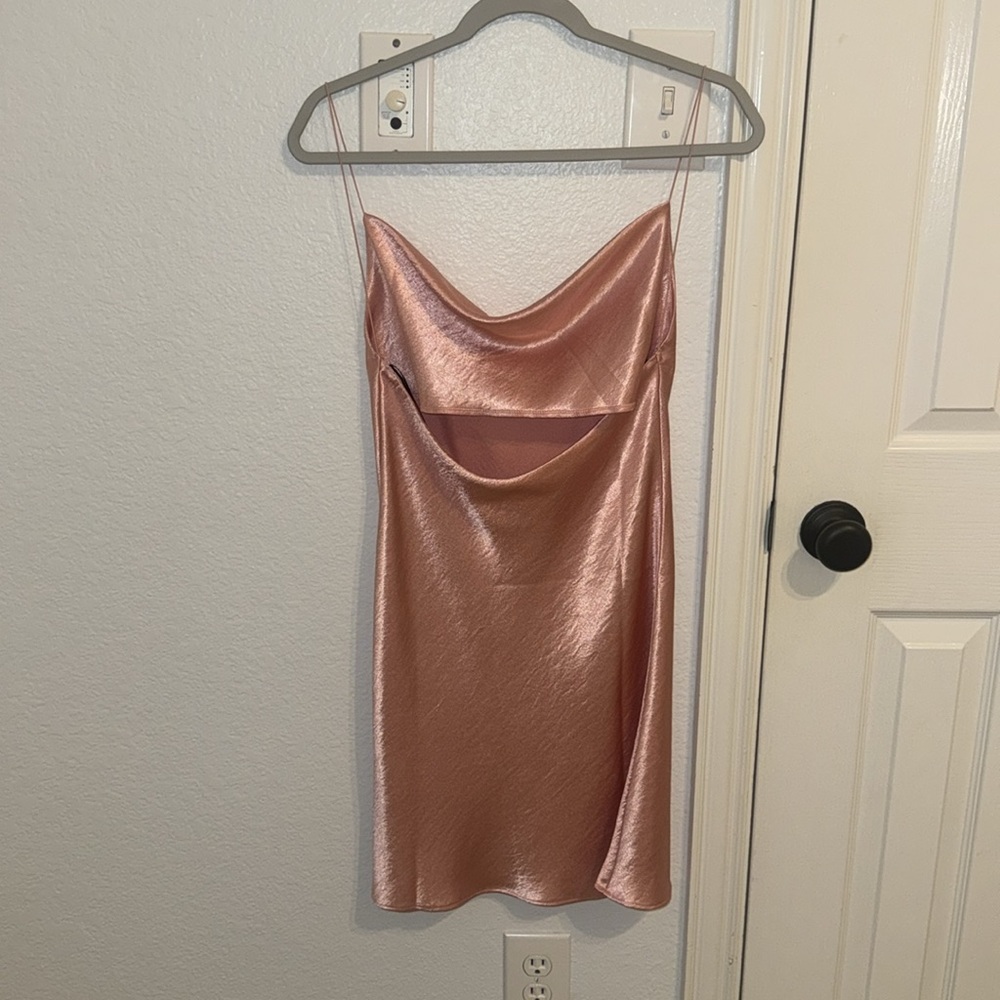 Super cute silk dress. perfect for Homecoming. small. - Picture 2 of 3